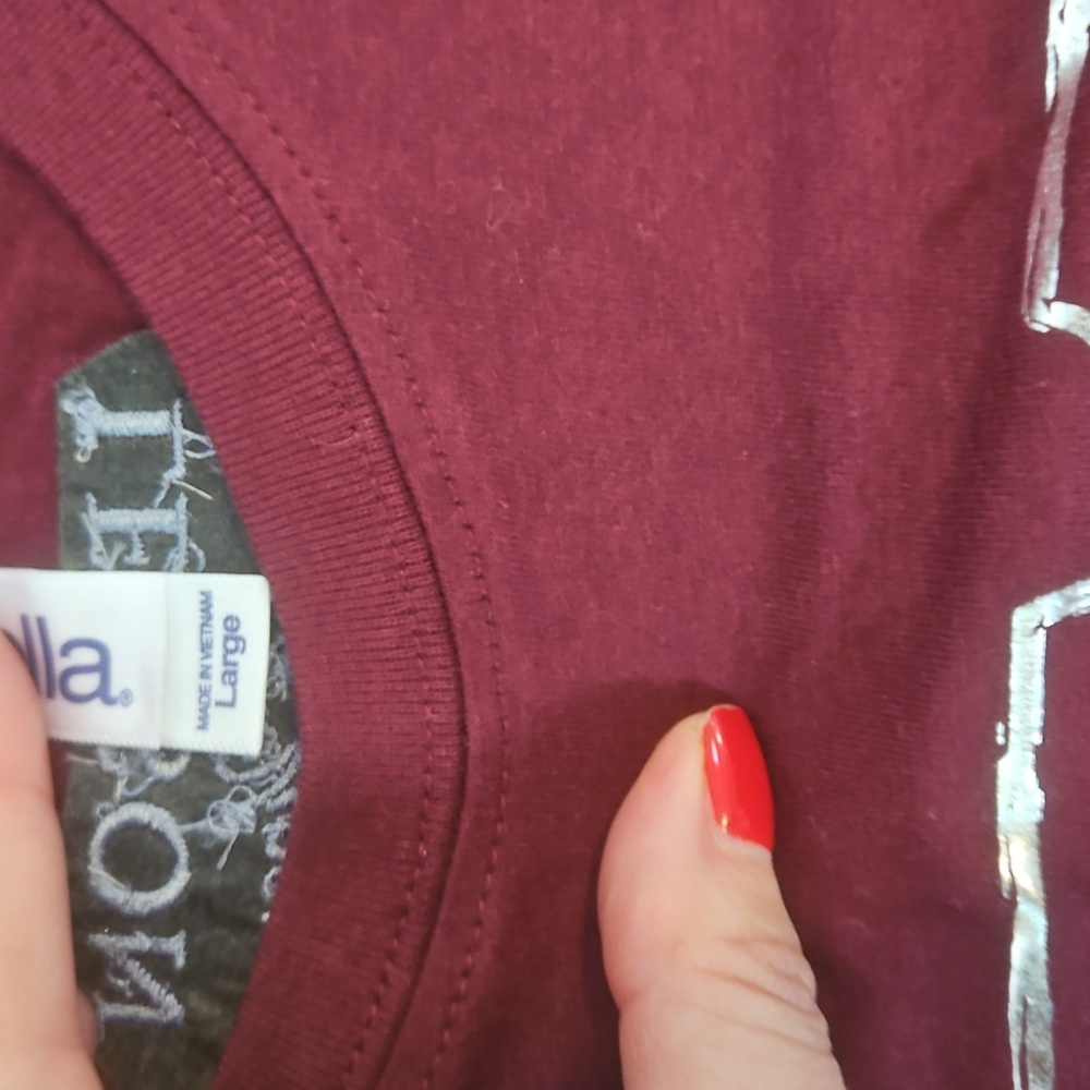 Burgundy Graphic T-Shirt with Wine Glasses - Picture 3 of 5
